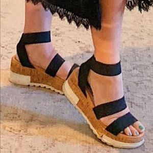 Steve Madden Brandi black platform sandals